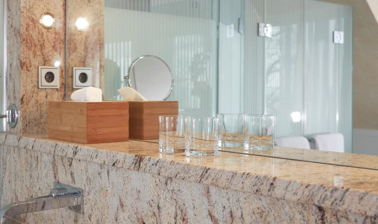 Kluet Hotel Hamelin Luaran gambar